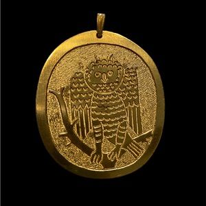 VINTAGE Gold Owl Necklace Pendant